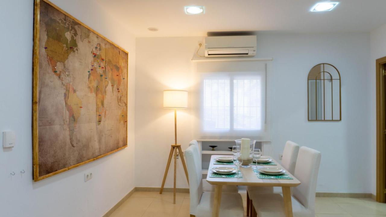 Apartment Caleta Beach Malaga Exterior photo